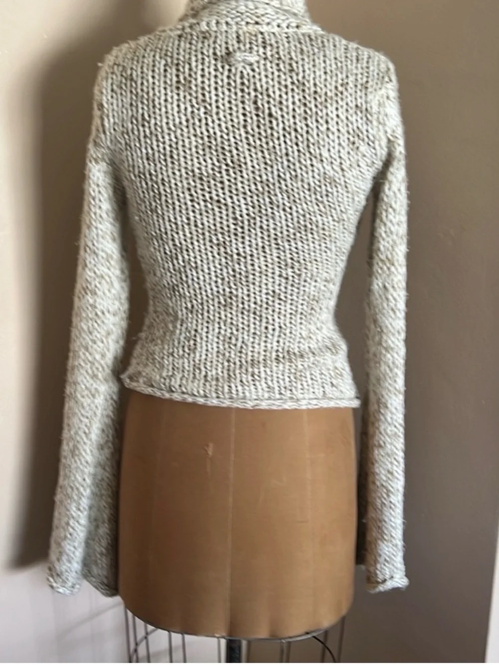 My Life Y2K Wool Blend Cream Gold Bell Sleeve Turtleneck Sweater L